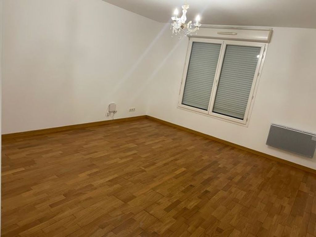 Appartement T4 COLOMBES (92700) AGENCE-DIRECT.COM