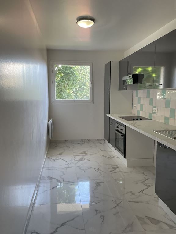 Appartement T4 COLOMBES (92700) AGENCE-DIRECT.COM